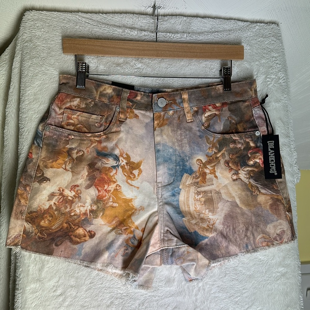 BLANKNYC The Barrow Vatican Vintage High Rise Printed Denim Shorts Angel Cherub - Picture 7 of 15